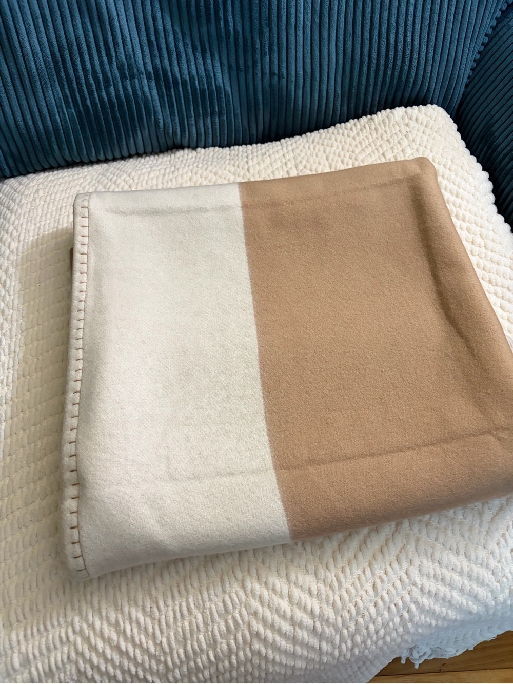 NWOT Quince Cream and Tan Cashmere-Merino Throw 50 x 60 inches